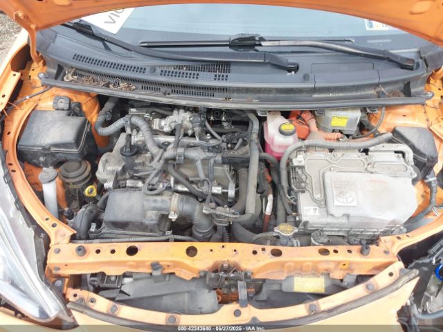 JTDKDTB33F1092553 Toyota Prius C Four/one/three/two