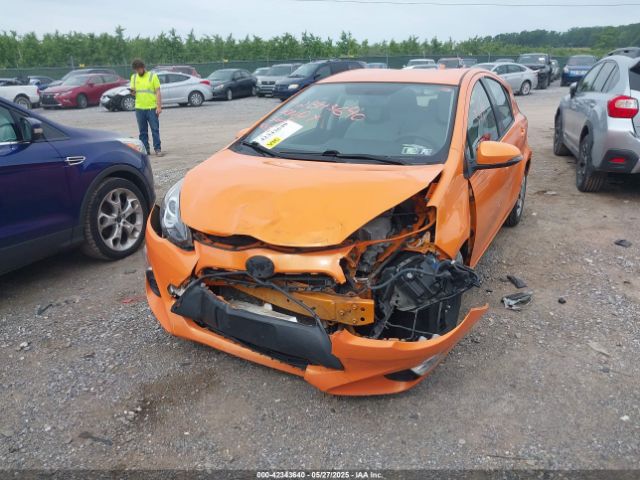 JTDKDTB33F1092553 Toyota Prius C Four/one/three/two