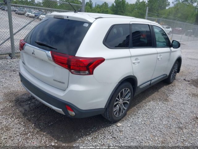 2016 MITSUBISHI OUTLANDER JA4AD2A3XGZ039630 Photo 3