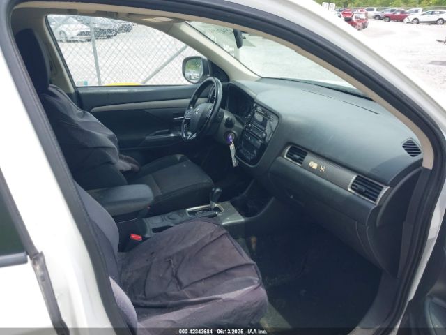 2016 MITSUBISHI OUTLANDER JA4AD2A3XGZ039630 Photo 4