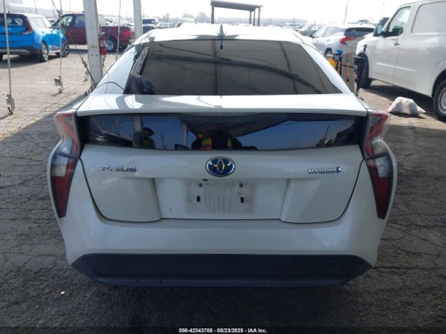 JTDKBRFUXG3015695 Toyota Prius Two