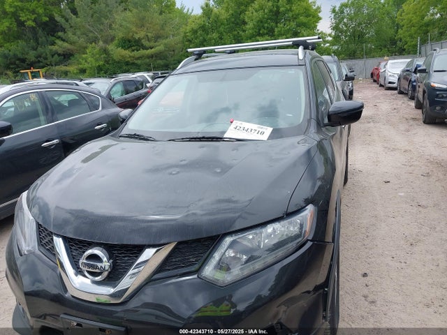KNMAT2MV9GP696128 Nissan ROGUE SV