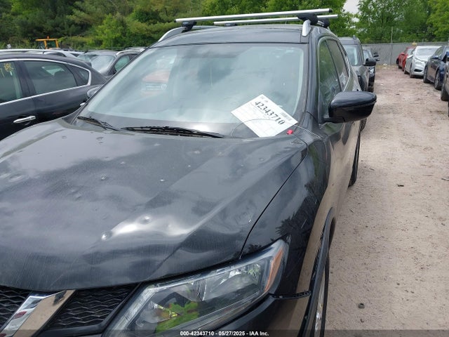 KNMAT2MV9GP696128 Nissan ROGUE SV