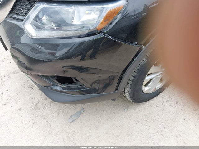 KNMAT2MV9GP696128 Nissan ROGUE SV