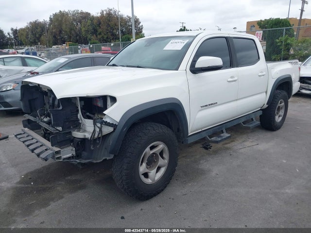 3TMCZ5AN8LM351329 Toyota Tacoma Trd Off-road