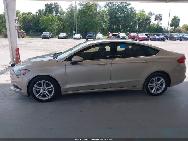 3FA6P0H78JR254229 Ford FUSION SE