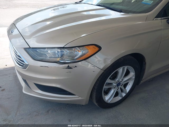 3FA6P0H78JR254229 Ford FUSION SE