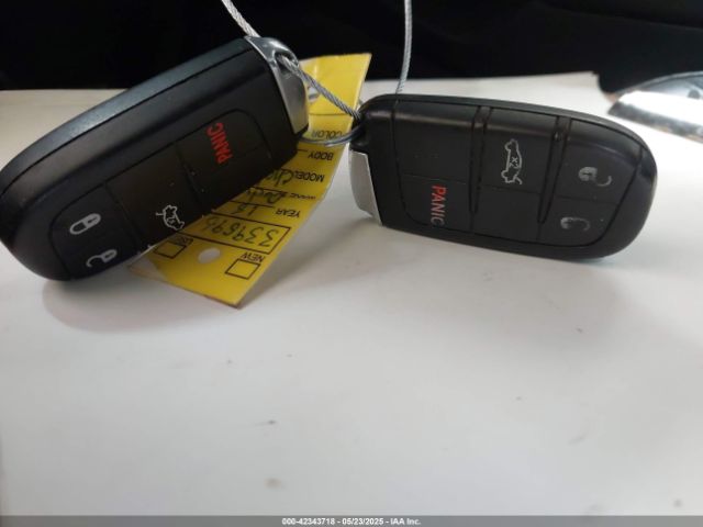 2C3CDZAG5JH339596 Dodge Challenger Sxt Plus