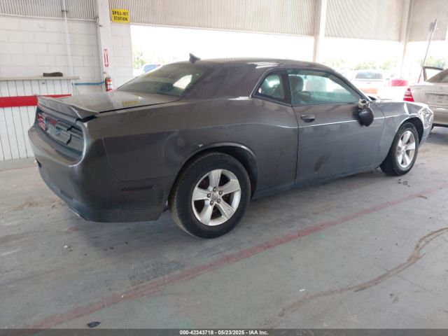 2C3CDZAG5JH339596 Dodge Challenger Sxt Plus