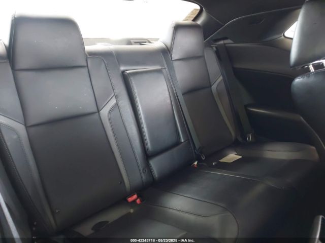 2C3CDZAG5JH339596 Dodge Challenger Sxt Plus