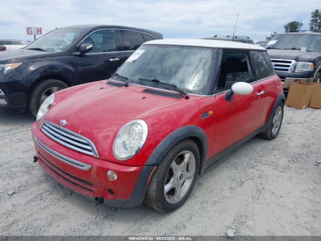 2005 MINI COOPER WMWRC33505TK62708 Photo 1