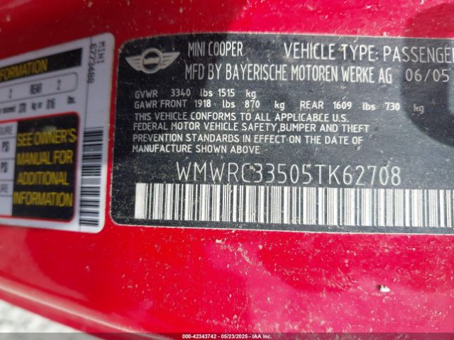 2005 MINI COOPER WMWRC33505TK62708 Photo 8