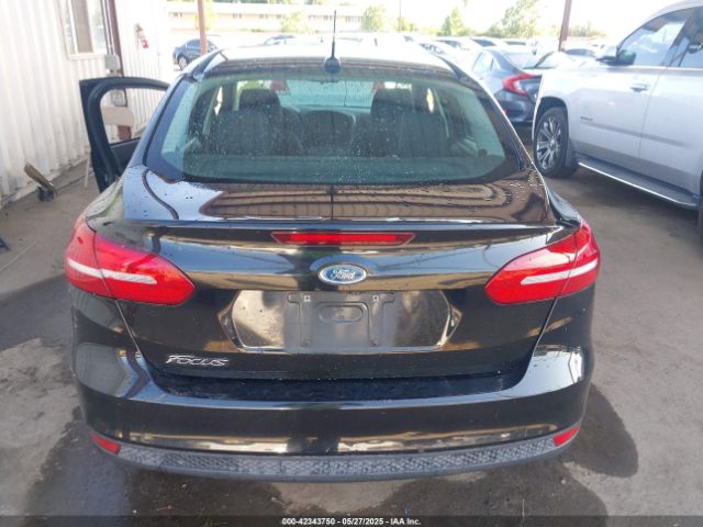 1FADP3E22FL349442 Ford FOCUS S