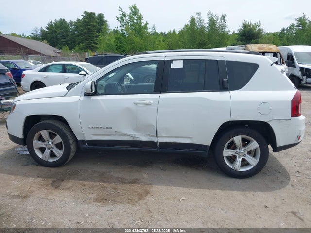 1C4NJDEB6FD366390 Jeep 2015