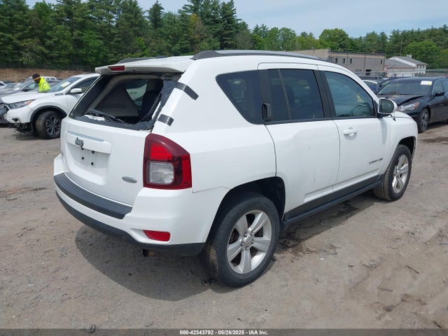 1C4NJDEB6FD366390 Jeep 2015