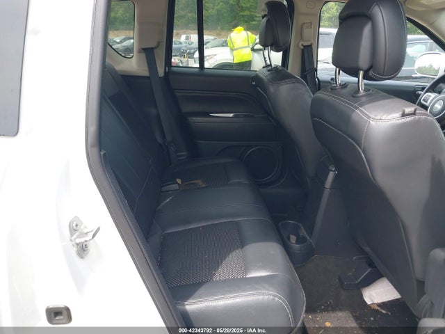 1C4NJDEB6FD366390 Jeep 2015