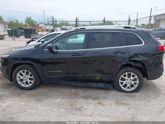 1C4PJMCB5FW514240 Jeep Cherokee Latitude
