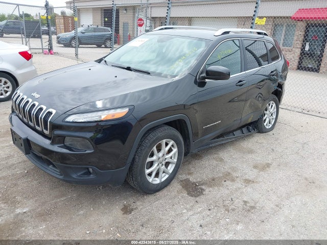 1C4PJMCB5FW514240 Jeep Cherokee Latitude