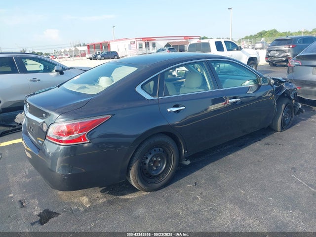 Nissan Altima 2.5 S 2014 1N4AL3AP0EC160965 Image 4