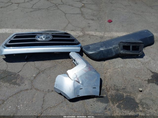 3TMAZ5CNXNM179330 Toyota Tacoma Sr5 V6