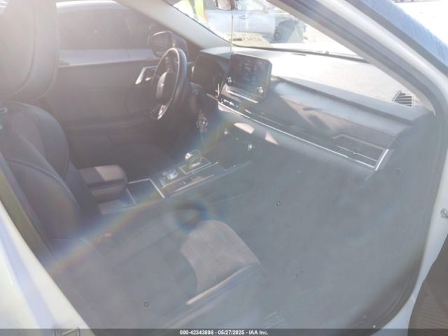 2022 MITSUBISHI OUTLANDER JA4J3UA81NZ089842 Photo 4