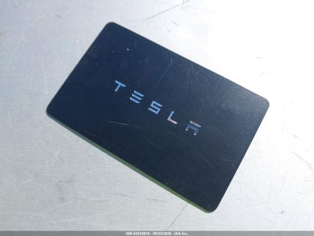 7SAYGDEFXSF261145 Tesla Model Y Performance Dual Motor All-wheel Drive