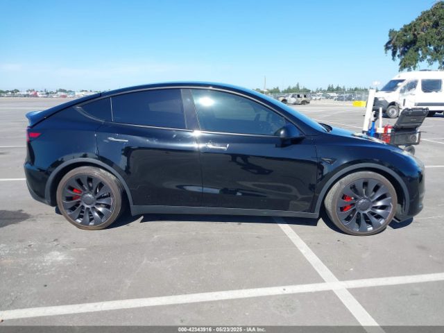 7SAYGDEFXSF261145 Tesla Model Y Performance Dual Motor All-wheel Drive