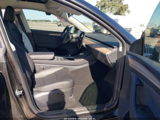 7SAYGDEFXSF261145 Tesla Model Y Performance Dual Motor All-wheel Drive