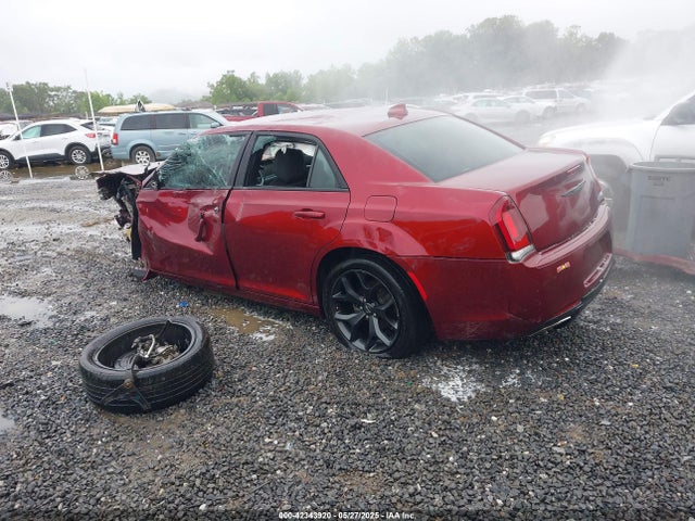 Chrysler 300 2021 2C3CCAAG6MH583086 Image 3