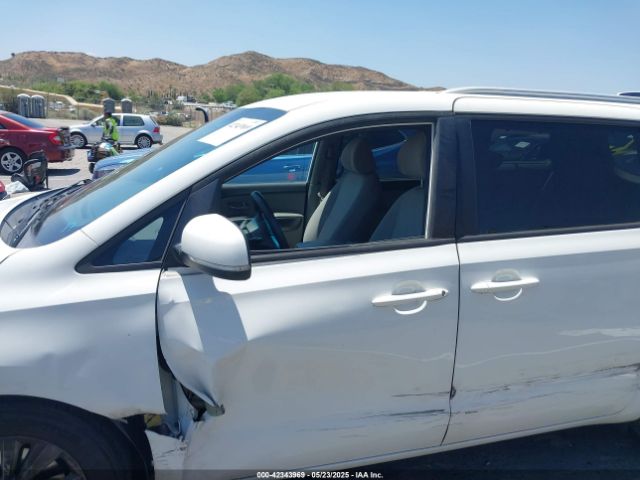 KNDMB5C11G6092904 KIA SEDONA LX