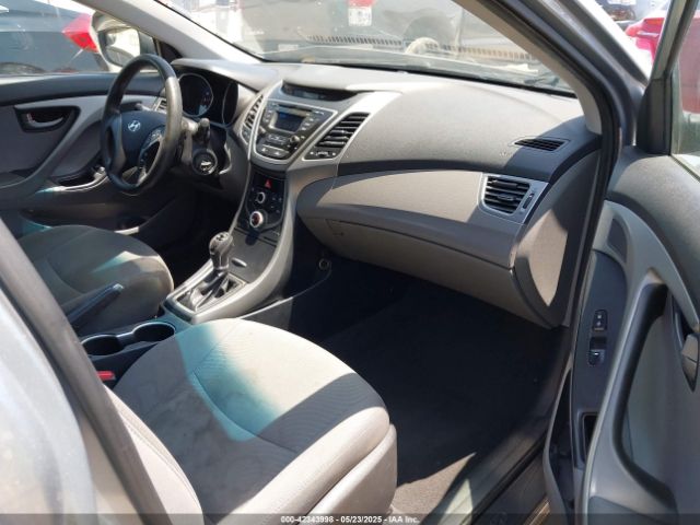 5NPDH4AE5FH582166 Hyundai ELANTRA SE
