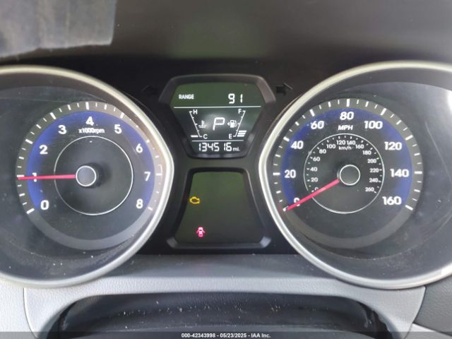 5NPDH4AE5FH582166 Hyundai ELANTRA SE