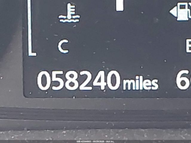JA4AD2A35HZ050004 Mitsubishi Outlander Es