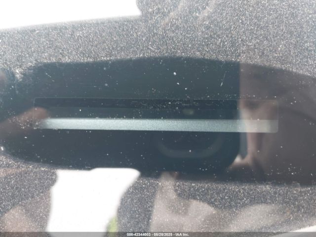 JA4AD2A35HZ050004 Mitsubishi Outlander Es