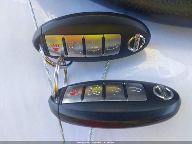 1N4AZ0CP1FC333386 Nissan LEAF S