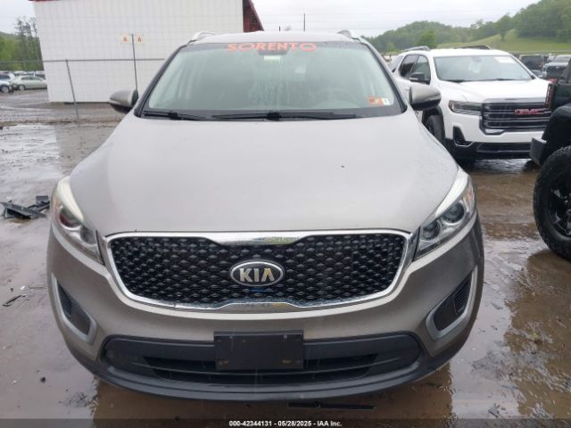 5XYPGDA31HG270824 KIA Sorento 2.4l Lx