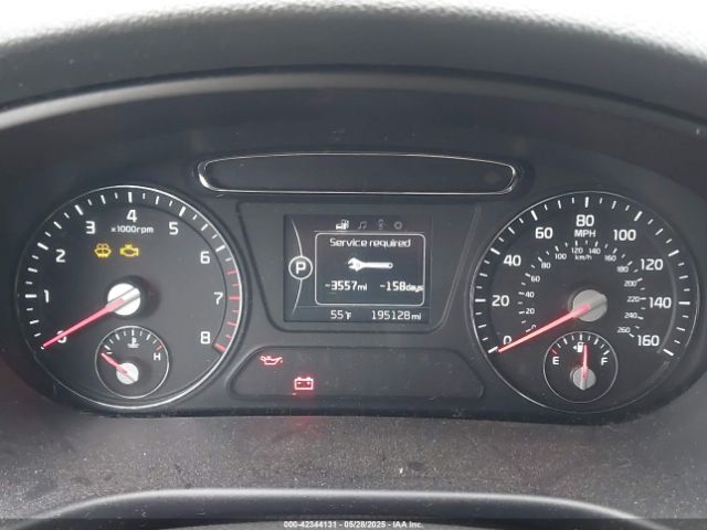 5XYPGDA31HG270824 KIA Sorento 2.4l Lx
