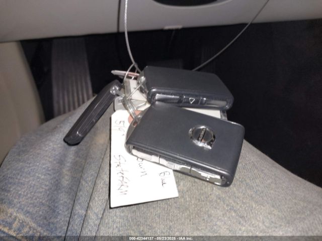 LYV102RK3KB380784 Volvo Xc60 T5 Momentum