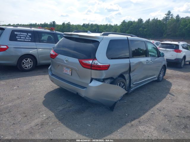 2019 TOYOTA SIENNA 5TDYZ3DC8KS003906 Photo 3
