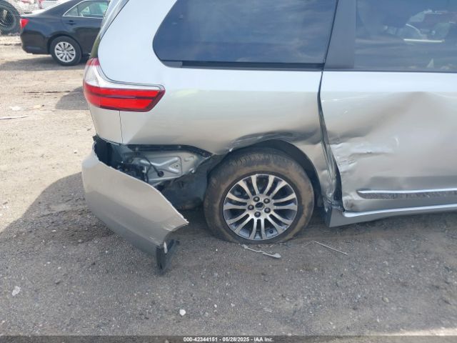 2019 TOYOTA SIENNA 5TDYZ3DC8KS003906 Photo 5