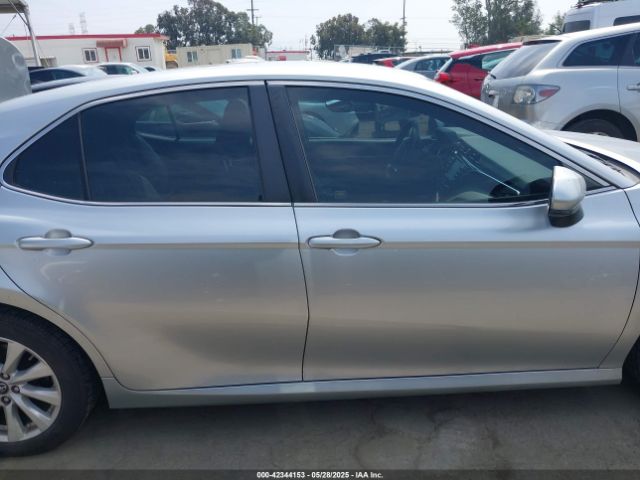 4T1B11HK8JU543619 Toyota CAMRY LE