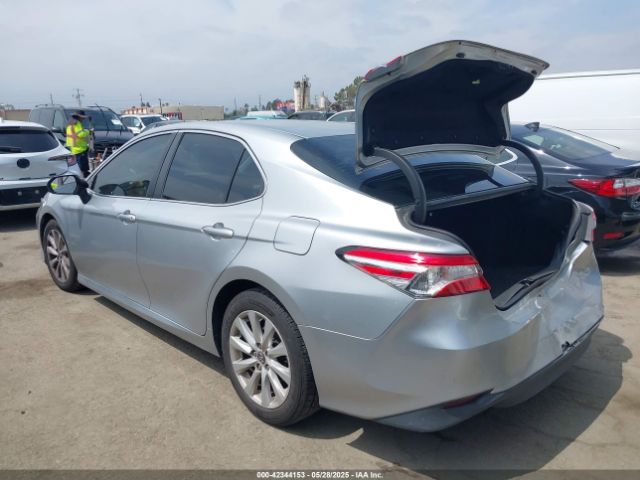 4T1B11HK8JU543619 Toyota CAMRY LE