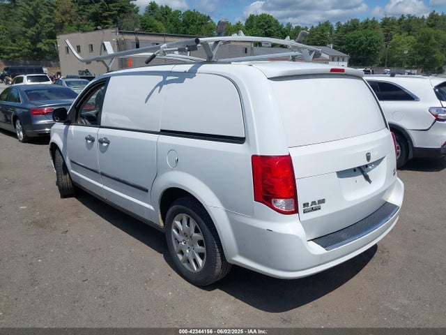 RAM Cargo Van 2014 2C4JRGAG3ER389955 Image 3