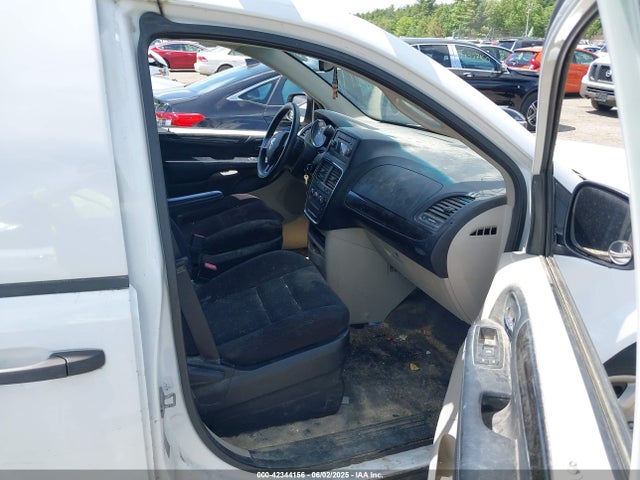 RAM Cargo Van 2014 2C4JRGAG3ER389955 Image 5