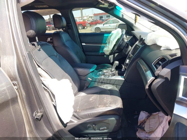 Ford 2016 2016 1FM5K7F8XGGC34830 Image 5