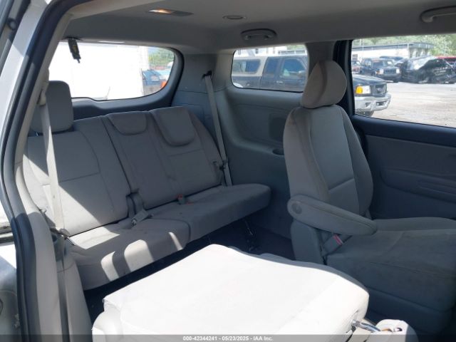 KNDMA5C17F6025712 KIA Sedona L