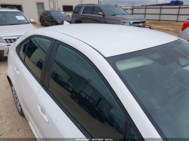 5YFB4MDE5PP013305 Toyota COROLLA LE
