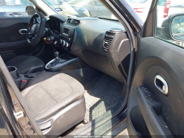 KNDJN2A2XE7096896 KIA Soul