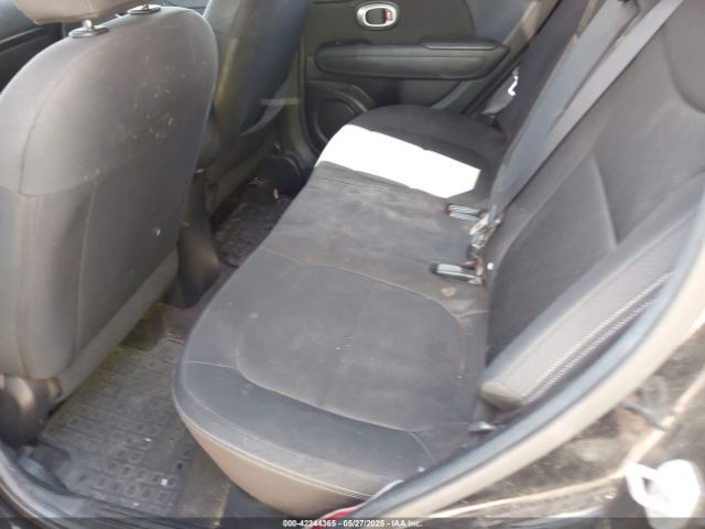 KNDJN2A2XE7096896 KIA Soul