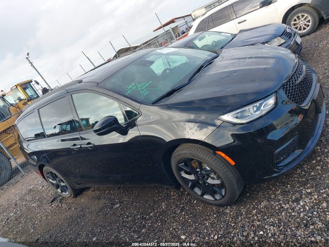 2C4RC1GG3SR509449 Chrysler Pacifica Limited